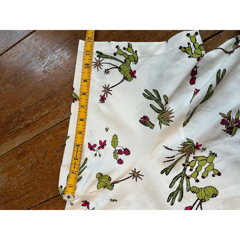Cactus button up v-neck blouse by ModCloth - Picture 8 of 9